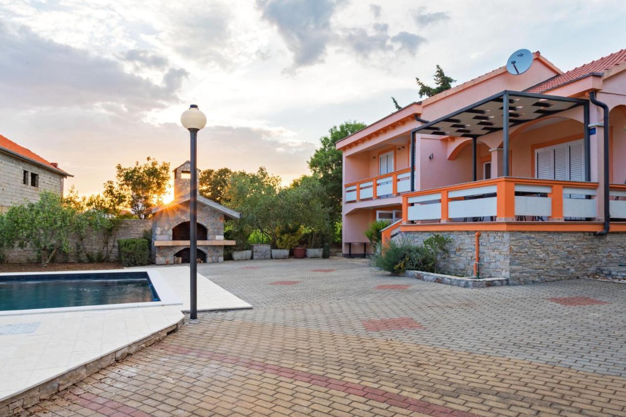 Holiday Home Antonio Dracevac Ninski Exterior photo