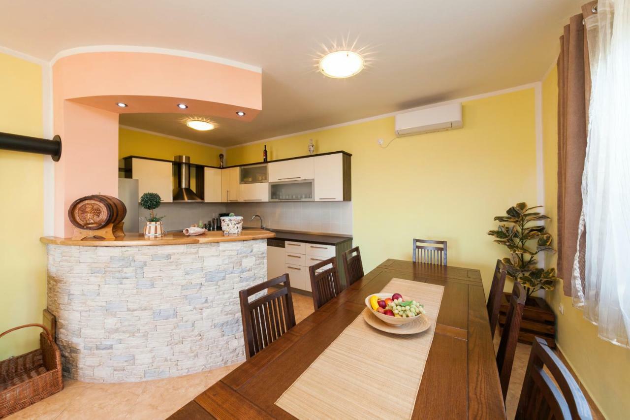 Holiday Home Antonio Dracevac Ninski Exterior photo