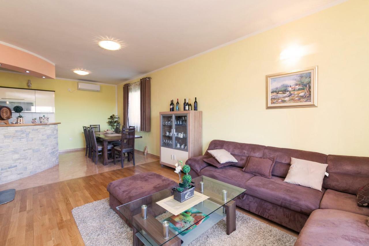 Holiday Home Antonio Dracevac Ninski Exterior photo